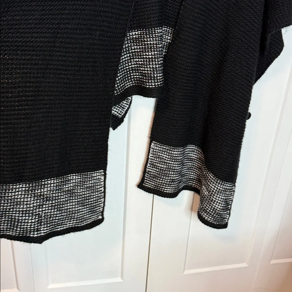 Michael Kors Black , Grey, White Chunky Knit scarf sweater - One size - Picture 4 of 5